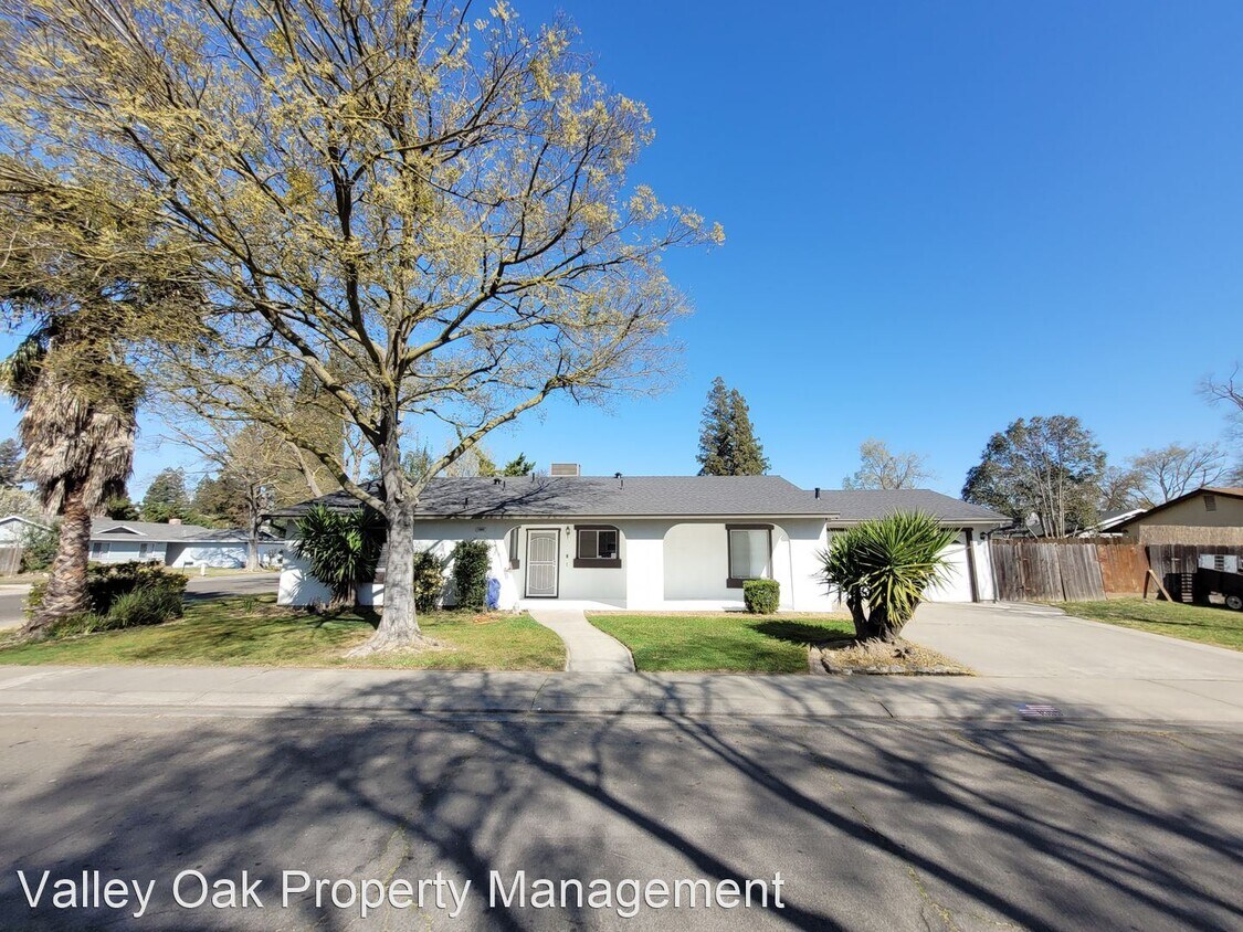1005 Ferrari Dr, Modesto, CA 95356 House Rental in Modesto, CA
