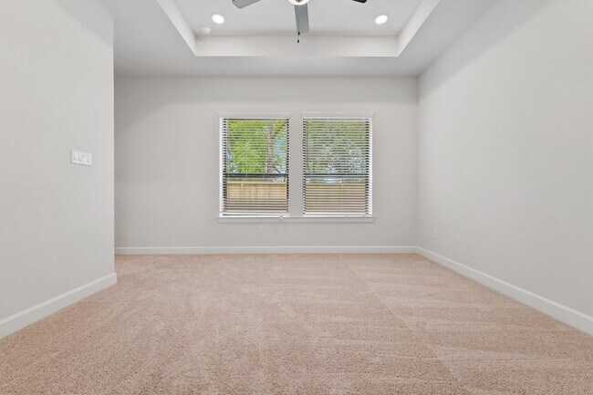 Building Photo - 10518 William Pk Dr