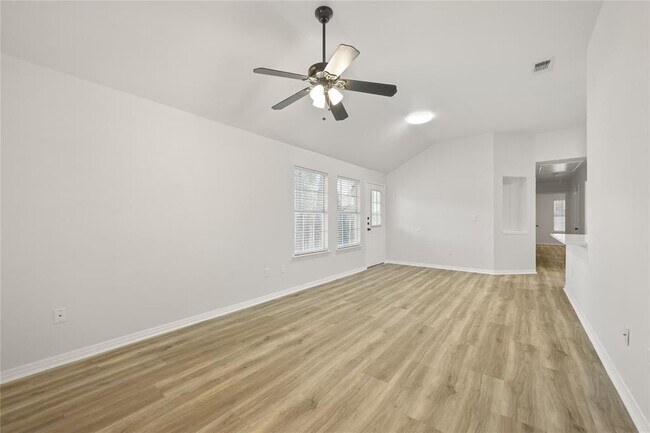Foto del edificio - 3407 Blumie St