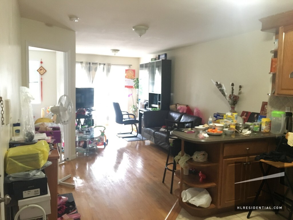 Primary Photo - 6032 82nd St