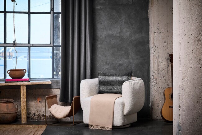 Foto del edificio - 1855 Industrial St