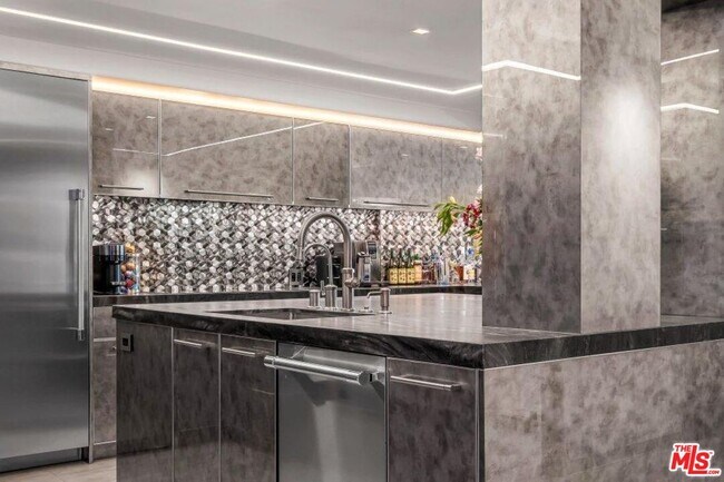 Foto del edificio - 101 Ocean Ave