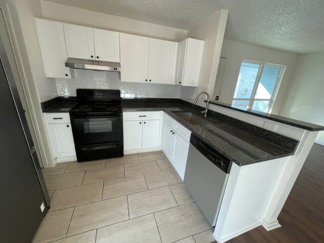 Foto del edificio - 8826 Meadow Trace St