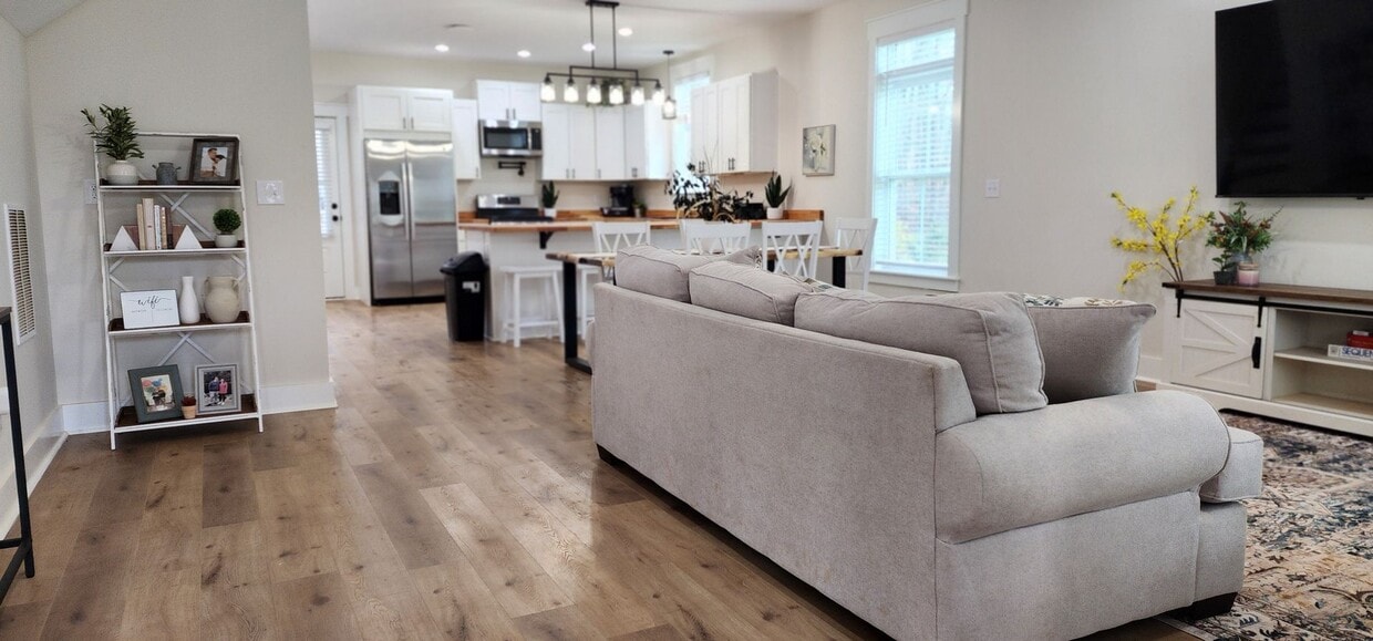 Foto principal - Short term lease-625 Kotter Farms Trail Ev...