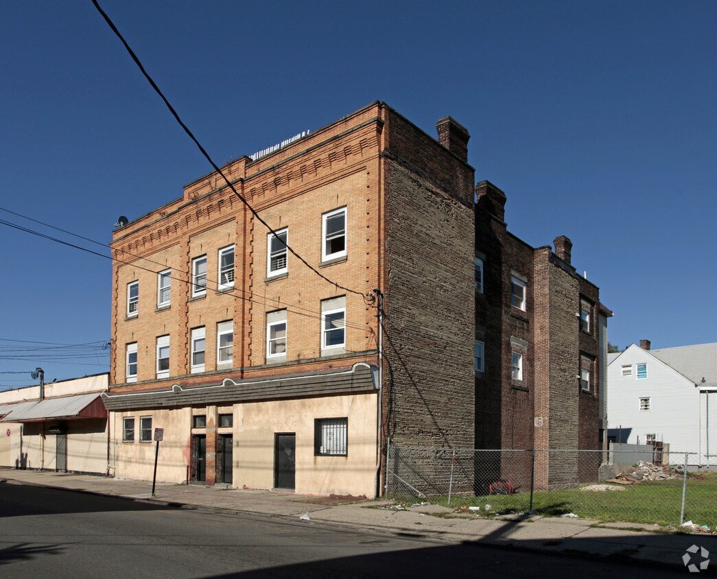 Foto principal - 208-210 3rd St