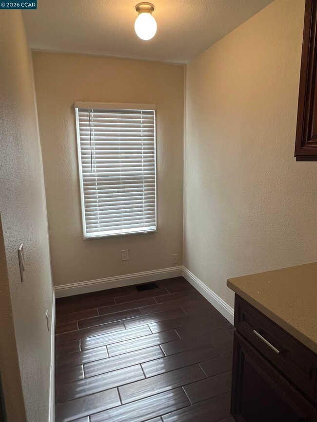 Foto del edificio - 2824 23rd Ave