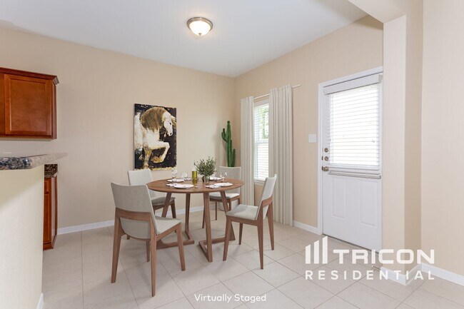 Foto del edificio - 301 Summer Horse Dr