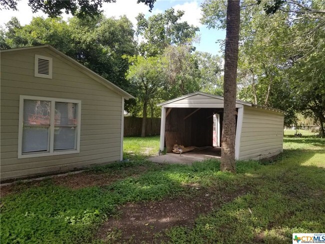 Foto del edificio - 608 W Brazos St