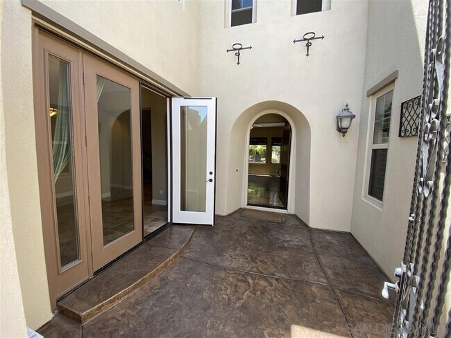 Building Photo - 5887 Blazing Star Ln