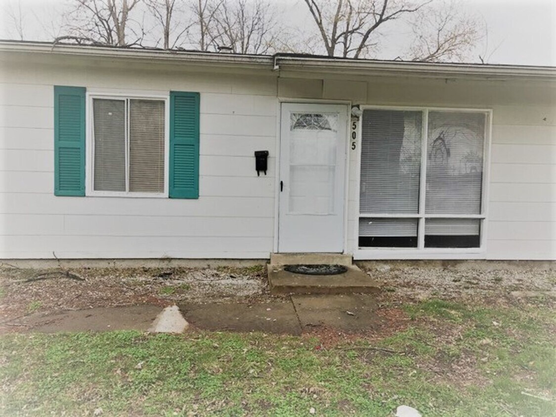 505 St Thomas Ln, Cahokia Heights, IL 62206 House Rental in Cahokia