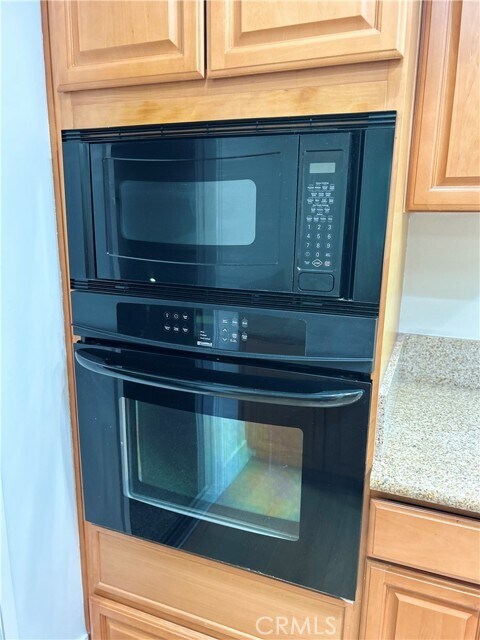 Foto del edificio - 16701 Trudy Ln