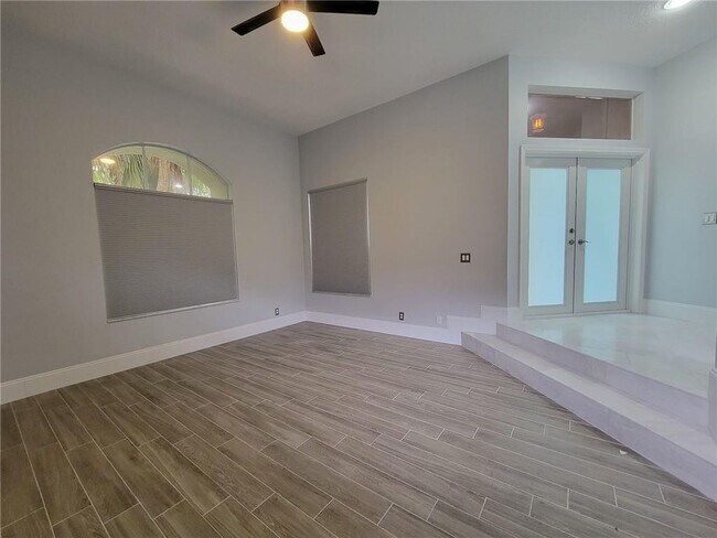 Foto del edificio - 3902 Trenton Ave