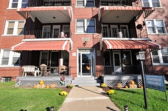 Building Photo - 1306 8th Ave