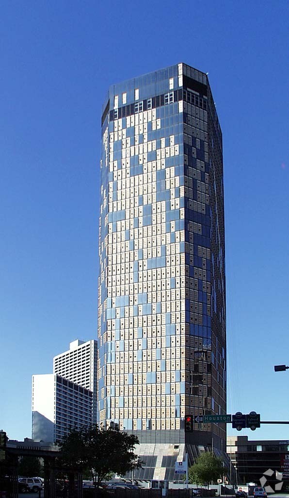 The Tower 500 Throckmorton St Fort Worth, TX Apartments for Rent in