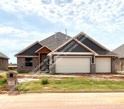 Building Photo - 9404 SW 44th Terrace
