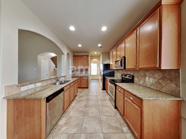 Foto del edificio - 21349 Thurston Crossing Dr