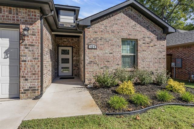 Foto del edificio - 121 W Morton St