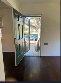 Foto del edificio - 1120 Chelsea Ave