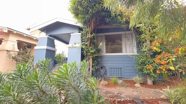 Foto del edificio - EPIC REA: Beautiful 2 Bed/2 Bath In the Heart of West Berkeley’s Poet’s Corner.