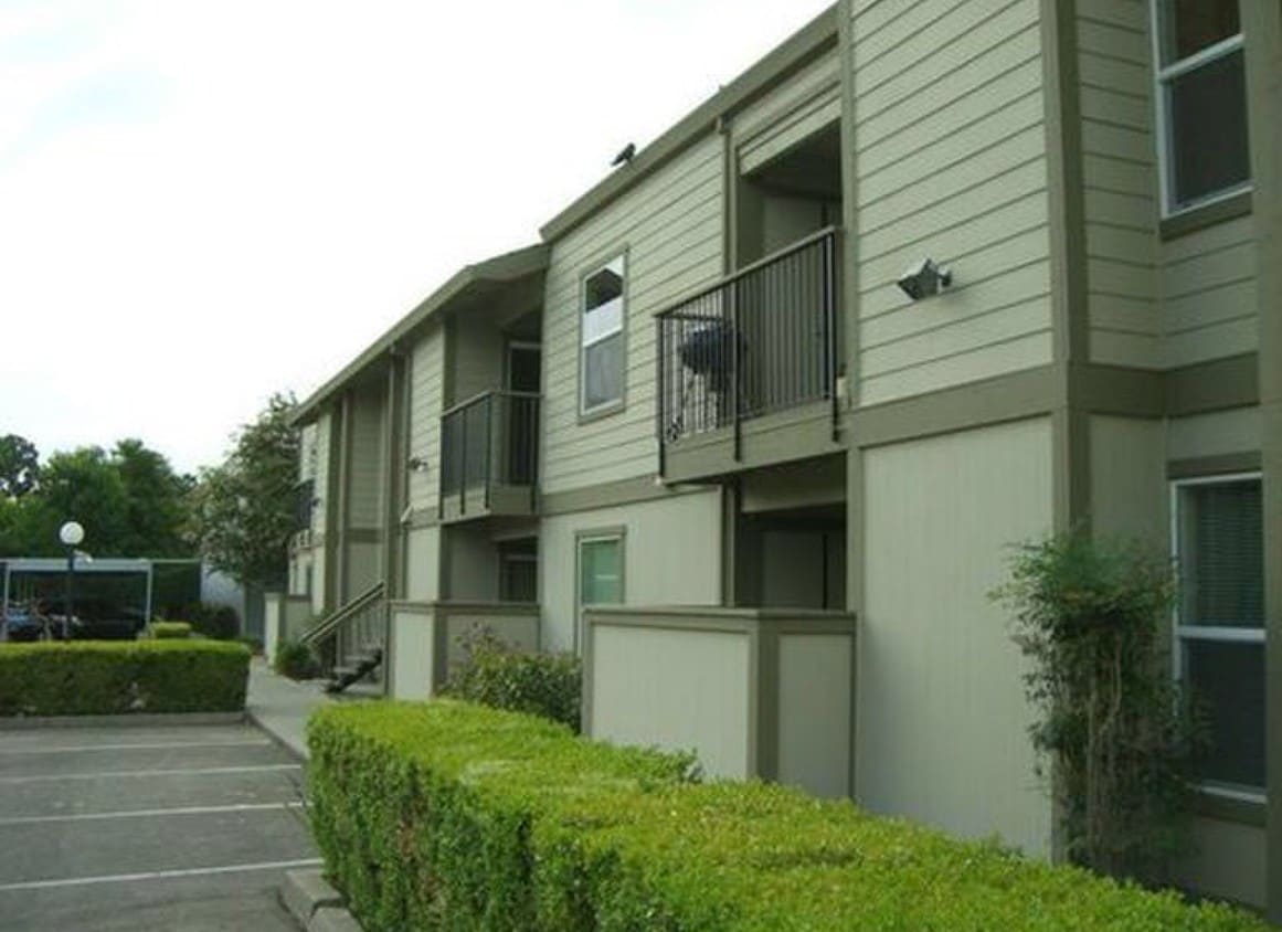 7283 Florin Mall Dr, Sacramento, CA 95823 Condo for Rent in