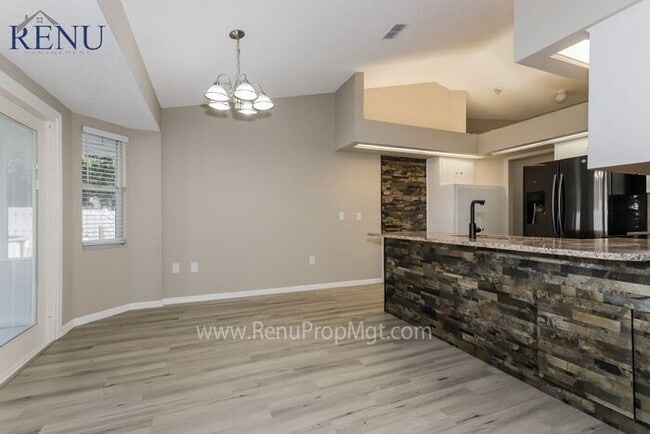 Building Photo - This Summer Special is Heating Up!: $200 o...