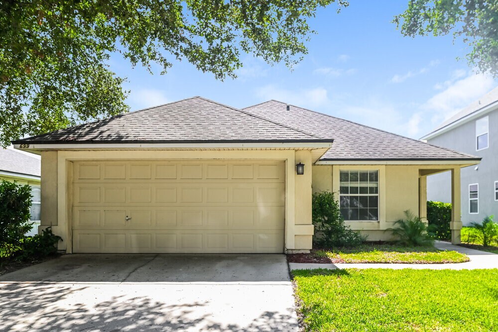 Foto principal - 699 Bellshire Dr