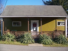 Building Photo - 212 Woodridge St