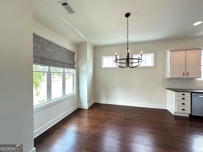 Building Photo - 106 Town Walk Ln
