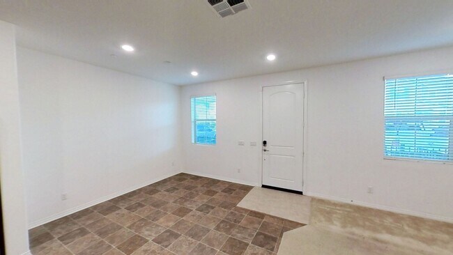 Building Photo - Charming 3 Bedroom 2.5 Bath Townhome in No...