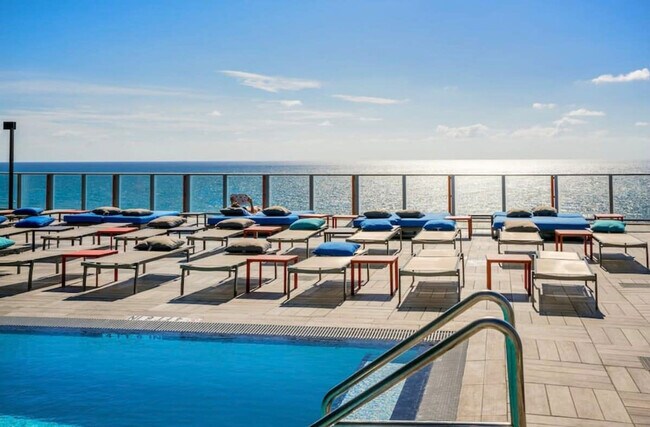 Foto del edificio - 4111 S Ocean Dr