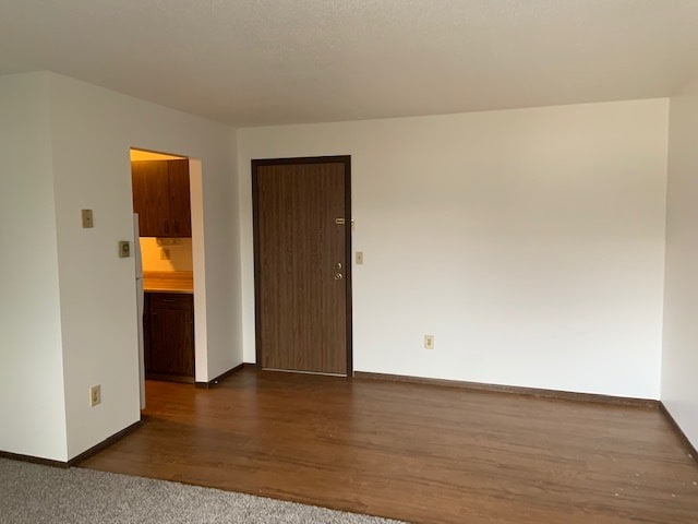Building Photo - 4404 Markle Rd