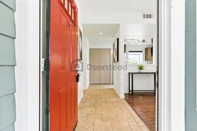Foto del edificio - 7750 Canyon Meadow Cir