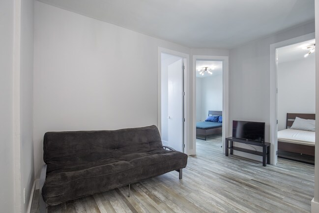 Building Photo - 2377 Belmont Ave