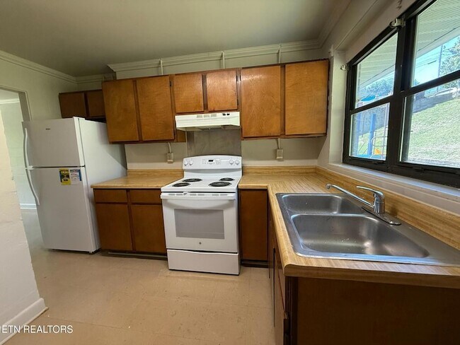 Foto del edificio - 706 Jay St