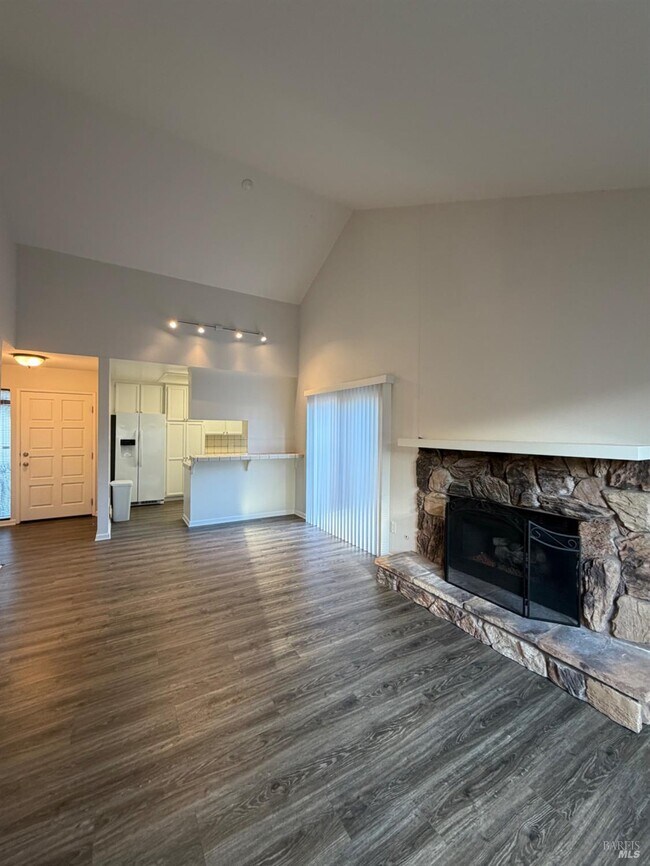 Building Photo - 378 Brey Rd