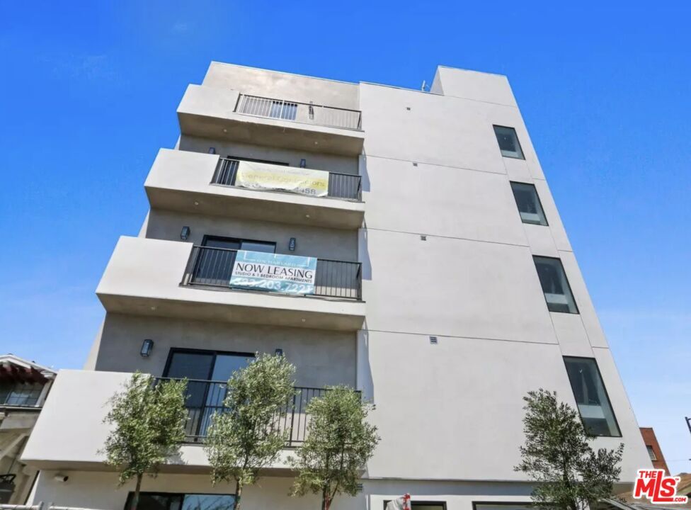 Foto del edificio - 919 S Harvard Blvd