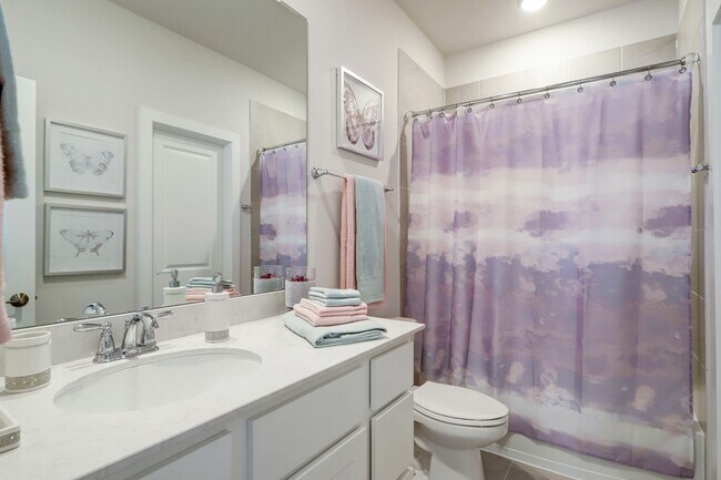 Foto del edificio - 4635 Sanders Meadow Ln