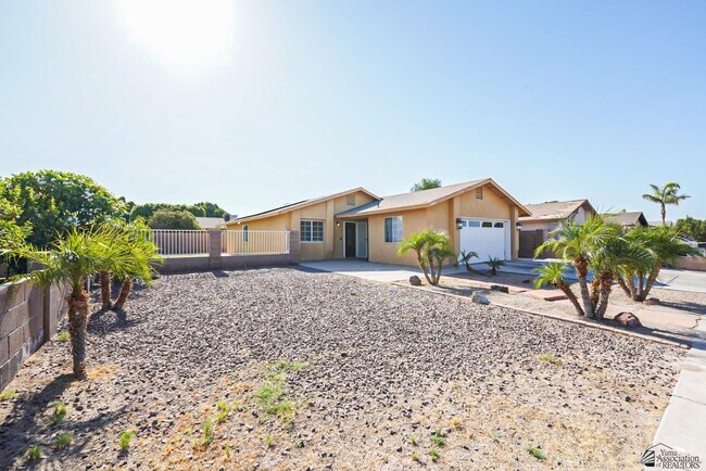 Building Photo - 2146 S 47th Ave
