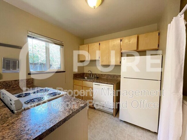 Foto del edificio - 527 NE 63rd Ave