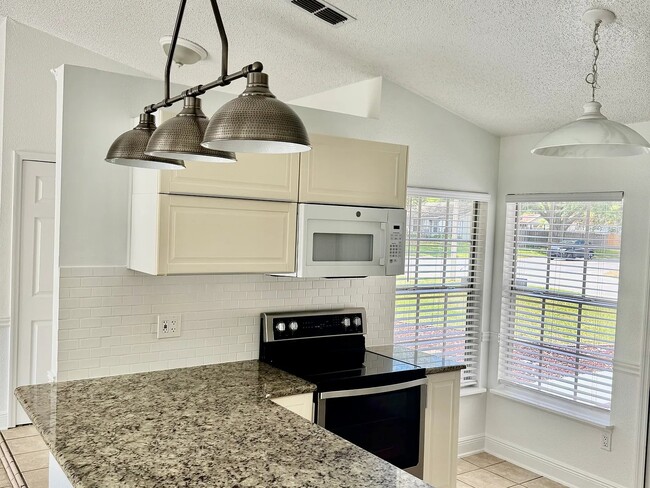 Building Photo - 5101 Timber Ridge Trail