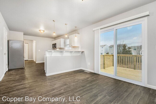 Building Photo - 4 br, 2.5 bath House - 3481 Hidden Cove Lane