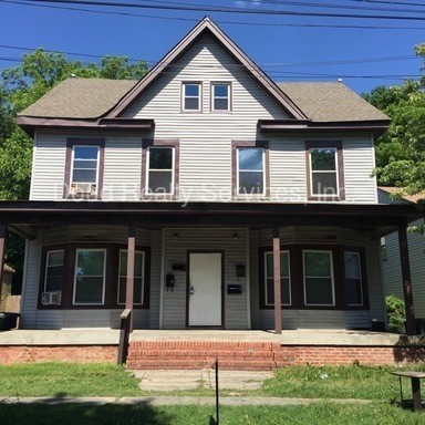 Primary Photo - 3211 Bapaume Ave