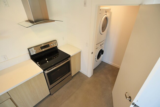 Building Photo - 41st Street Lofts