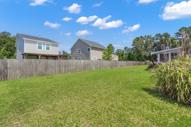 Building Photo - Charming 3BR Home in the Heart of Moncks Corner