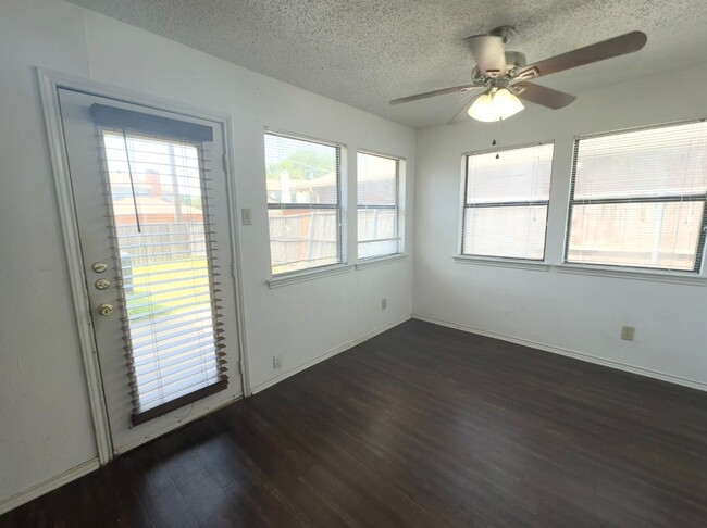 Building Photo - 13217 Fall Manor Dr