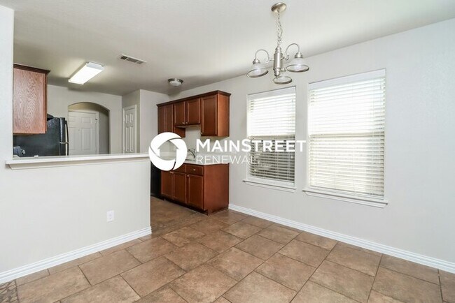 Foto del edificio - 3 Bedroom Pet-Friendly Home in Fort Worth, TX with Main Street Renewal
