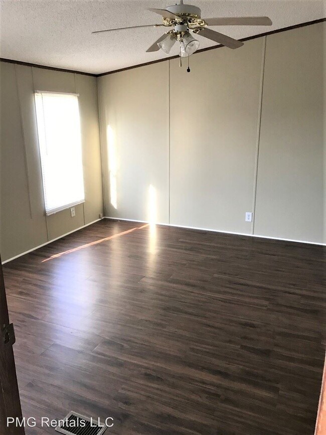 Foto del edificio - 3 br, 2 bath House - 6612 Blackbird Drive