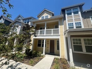 Building Photo - 225 Orbit Wy