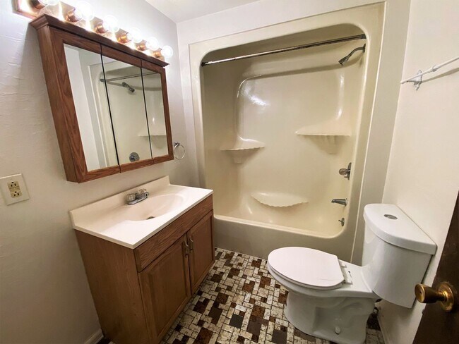 Foto del edificio - Highland Park - Apartments For Rent In Pittsburgh