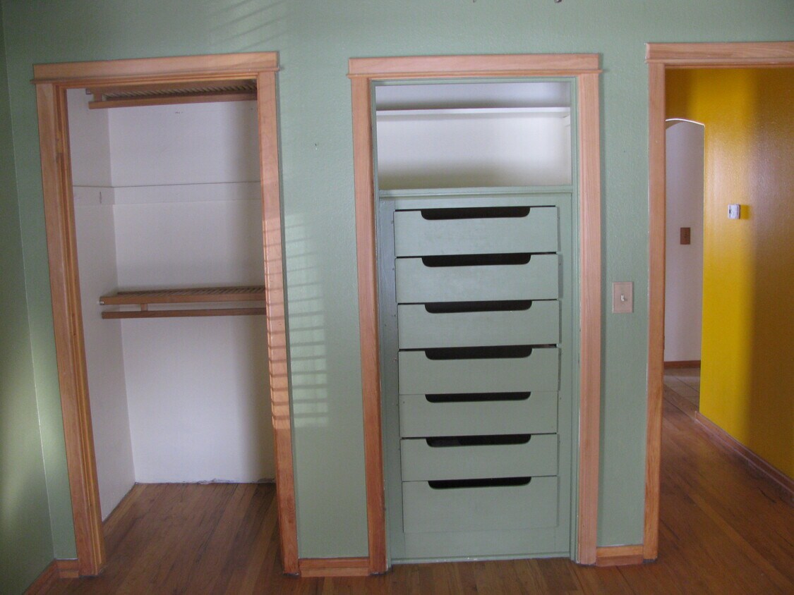 Foto del edificio - 1414 Rood Ave